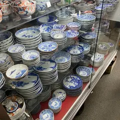 （有）樋口美術