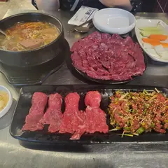 더뭉티기 강남점