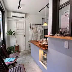 Un petit peu?? アンプティプ⁇