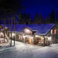 Wilderness Lodge Isokenkäisten Klubi