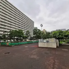 南砂住宅・時計広場