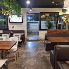 Al Fresco's Phan Xích Long