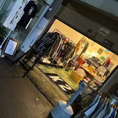古着屋K2 | 台東区浅草 〜珈琲×古着〜