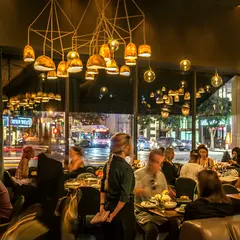 Le Grand Restaurant