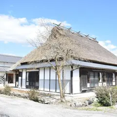 茅の宿とみだ