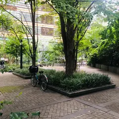 赤坂榎坂町緑地