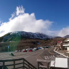 県営大丸駐車場