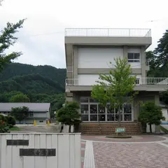 郡山市立熱海小学校