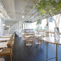 Cafe Fresnel（カフェ・フレネル）