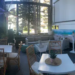 Ohana's Cafe and Bar