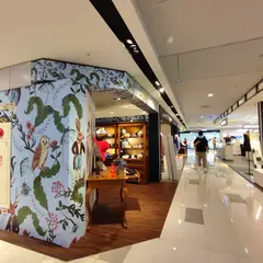 南西新光三越百貨
