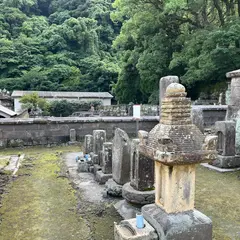 島津斉彬と英姫のお墓