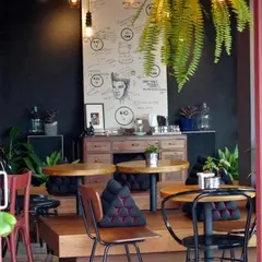 N10 Café