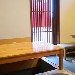 もんや