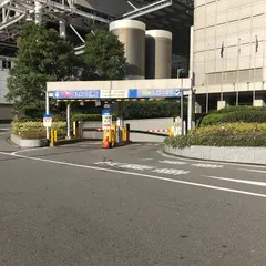 サウスゲートビル地下駐車場（アクティサ－ビス株式会社）＜自走式駐車場＞