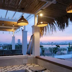 Lagoon rooftop