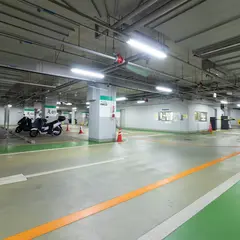 多目的広場地下駐車場