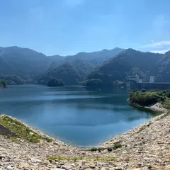 竜門ダム芝生広場