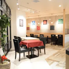 ピッコロ ルッソ 流山店（レストラン）