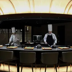 鉄板焼き 寛（くつろぎ）シャトレーゼホテル談露館
