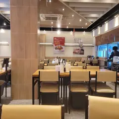 한강로칼국수 충무로점