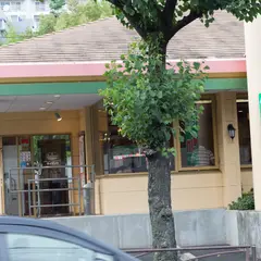 サイゼリヤ 東名川崎インター店