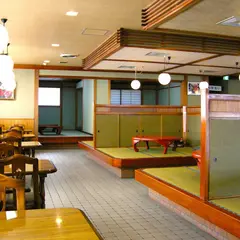 松阪まるよし 松ケ島店 （株式会社まるよし）