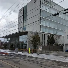 株式会社荘内銀行 本店