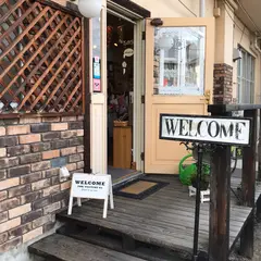 小さな雑貨屋edicola(エディーコラ）