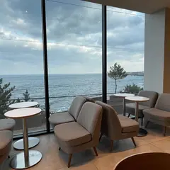 The Coffee Bean & Tea Leaf