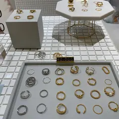 アクセサリー専門店auca ルミネエスト新宿店