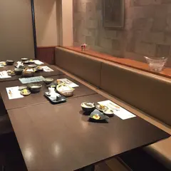 かみ谷すしダイニング