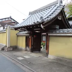 慈芳院