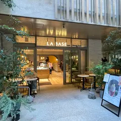 LA BASE de Chez Lui(ラ·バーズ·ドゥ·シェ·リュイ)