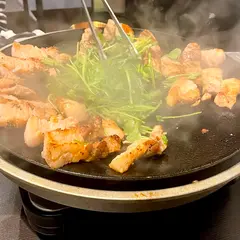 コソバン 熟成サムギョプサル専門店