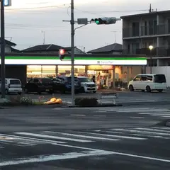 ファミリーマート 日限山四丁目店