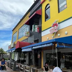 ビーチン・シュリンプ ザ・プラザ店