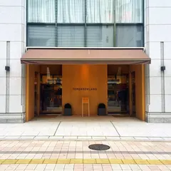 トゥモローランド 神戸店