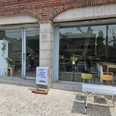 해피앤피스 커피클럽