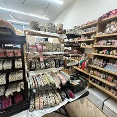 心が躍る刺繍リボン屋 by船場マップ