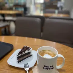 EDIYA Coffee 空港新都市店