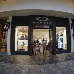 Oakley Store