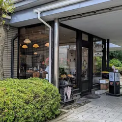 エイコン・カフェ