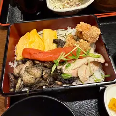 もも焼き 伴鳥