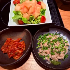 博多もつ鍋おおやま カウンターＫＩＴＴＥ博多店