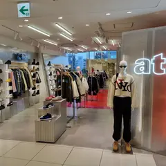 atmos pink 博多ソラリア