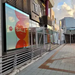 T GALLERIA