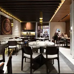 四川呉抄手 信義店