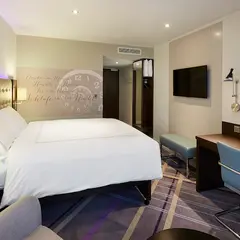 Premier Inn Köln City Centre Hotel
