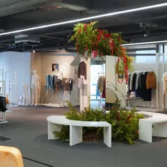 XYZ STORE